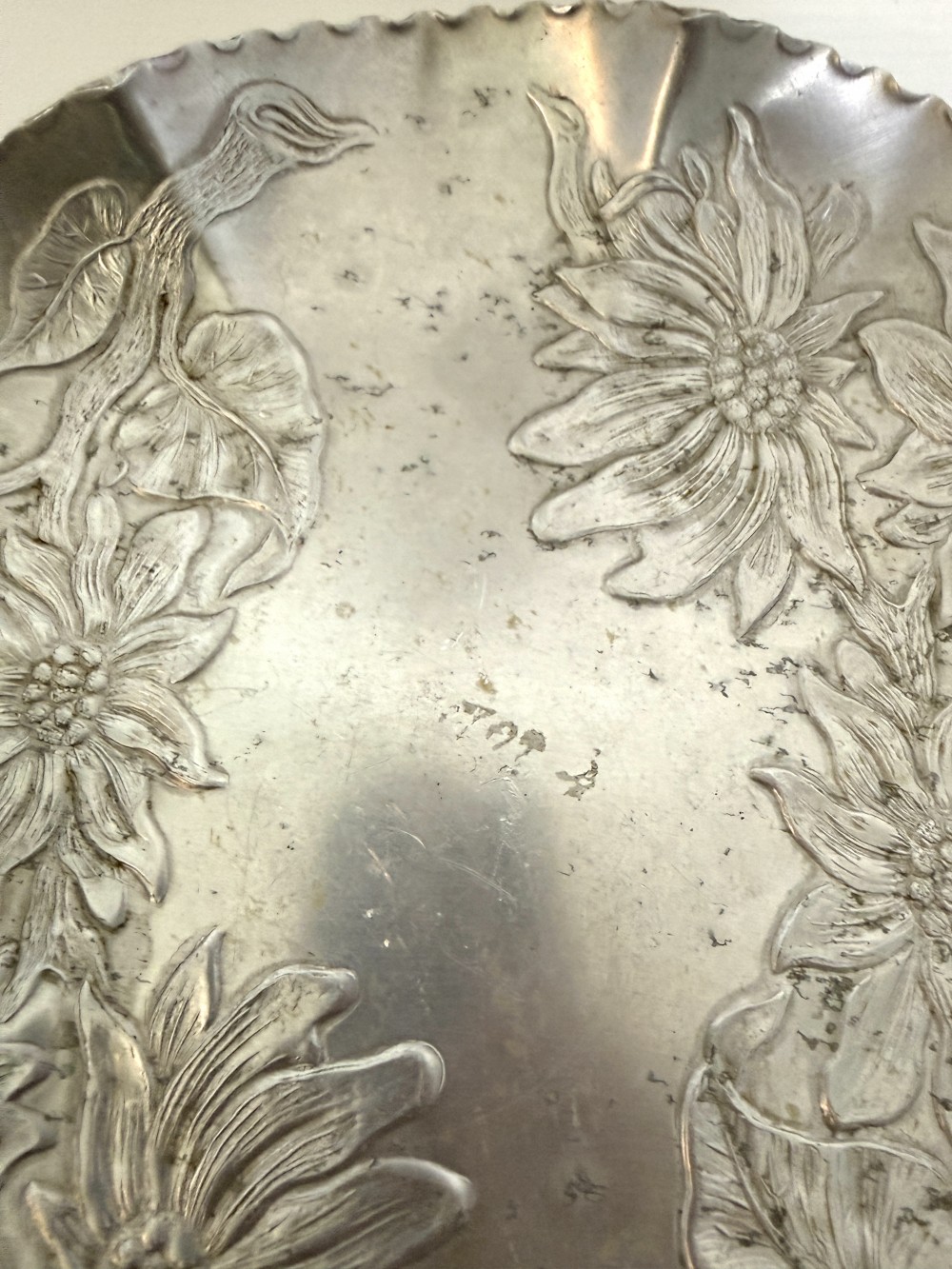 Farber & Shlevin aluminum serving dish