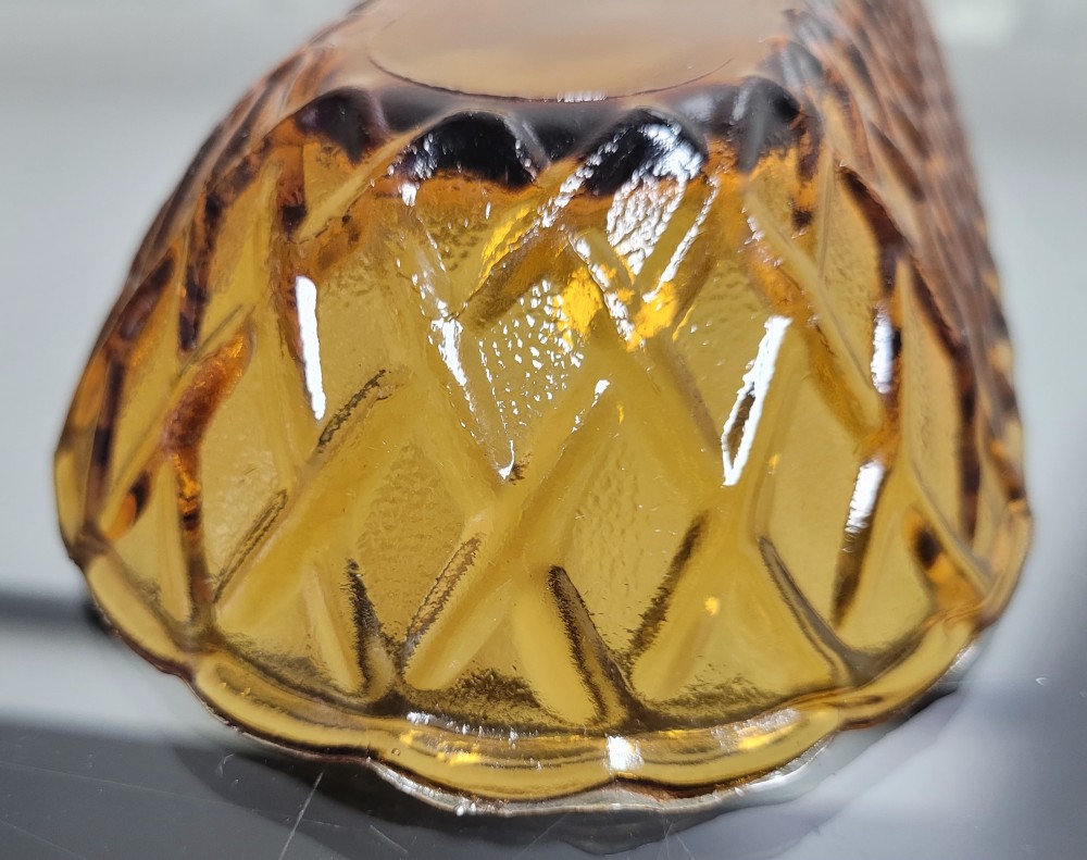 VTG Indiana Glass celery dish in Pretzel
