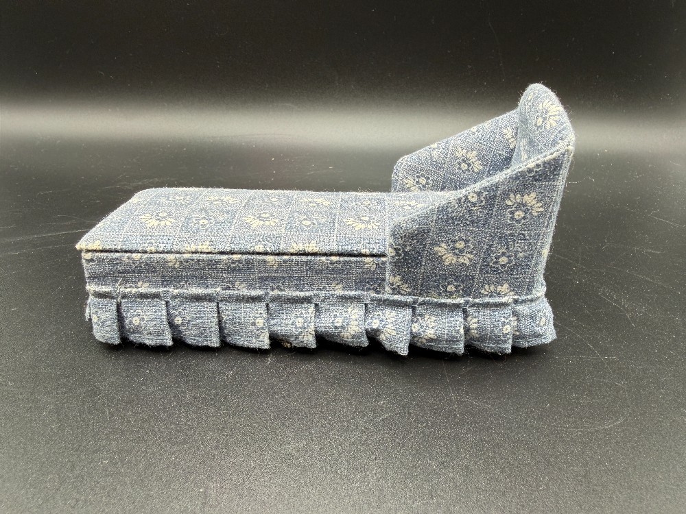 Vintage 1:12 Scale Blue Floral Dollhouse Chaise Lounge Fainting Couch with Brass Feet