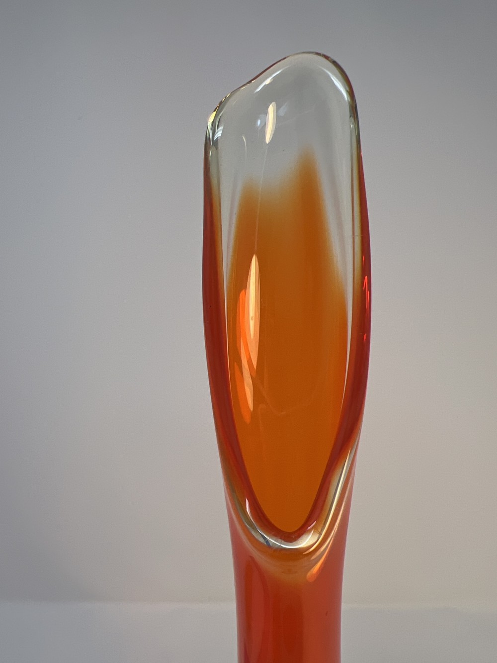 Vtg Viking 6 Petal Epic Persimmon Swung Vase