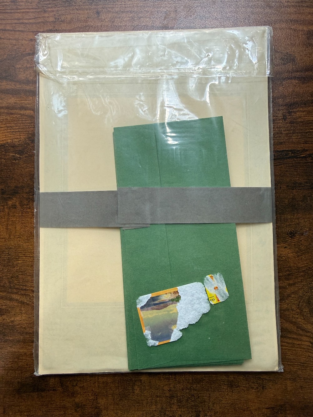 Sukriti Indian Stationary Set