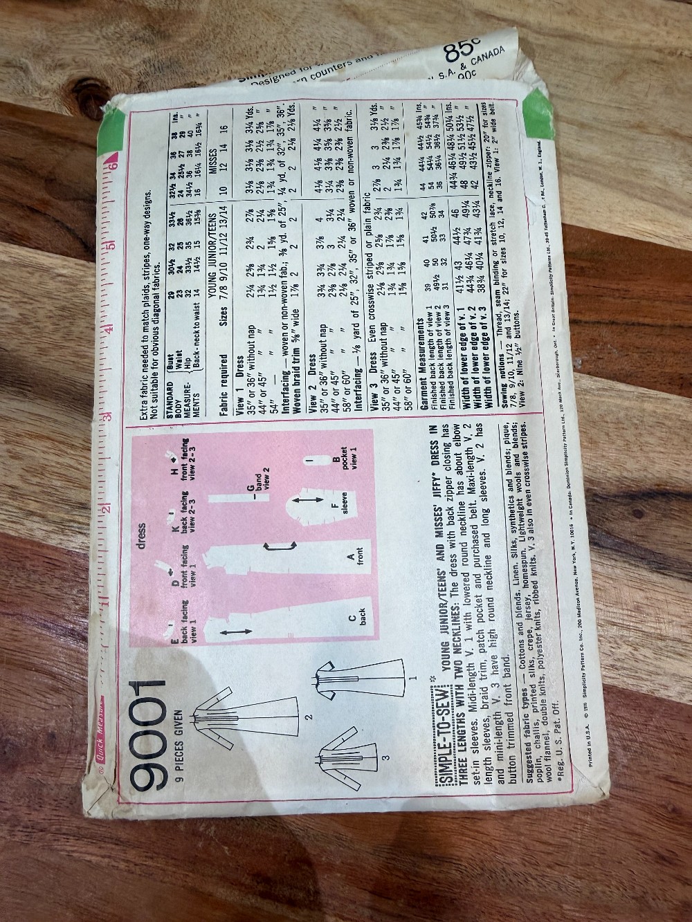 Vintage 1970's Sewing Pattern 9001