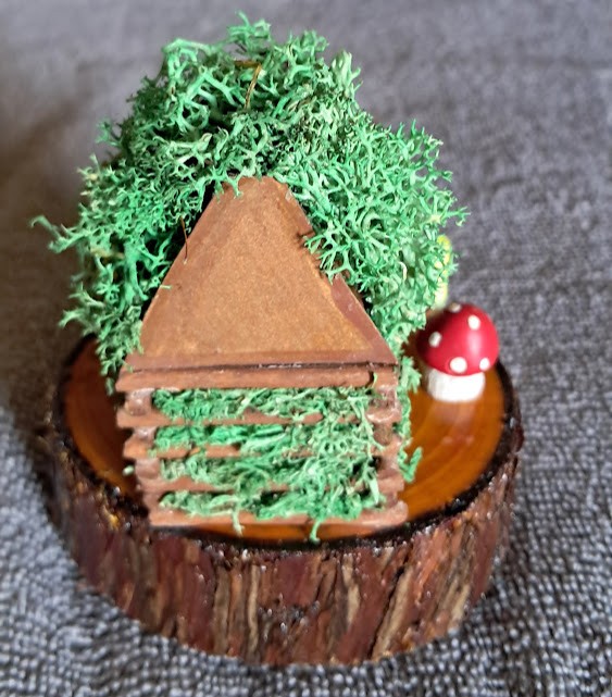 Cedar Cookie Log Cabin Figurine