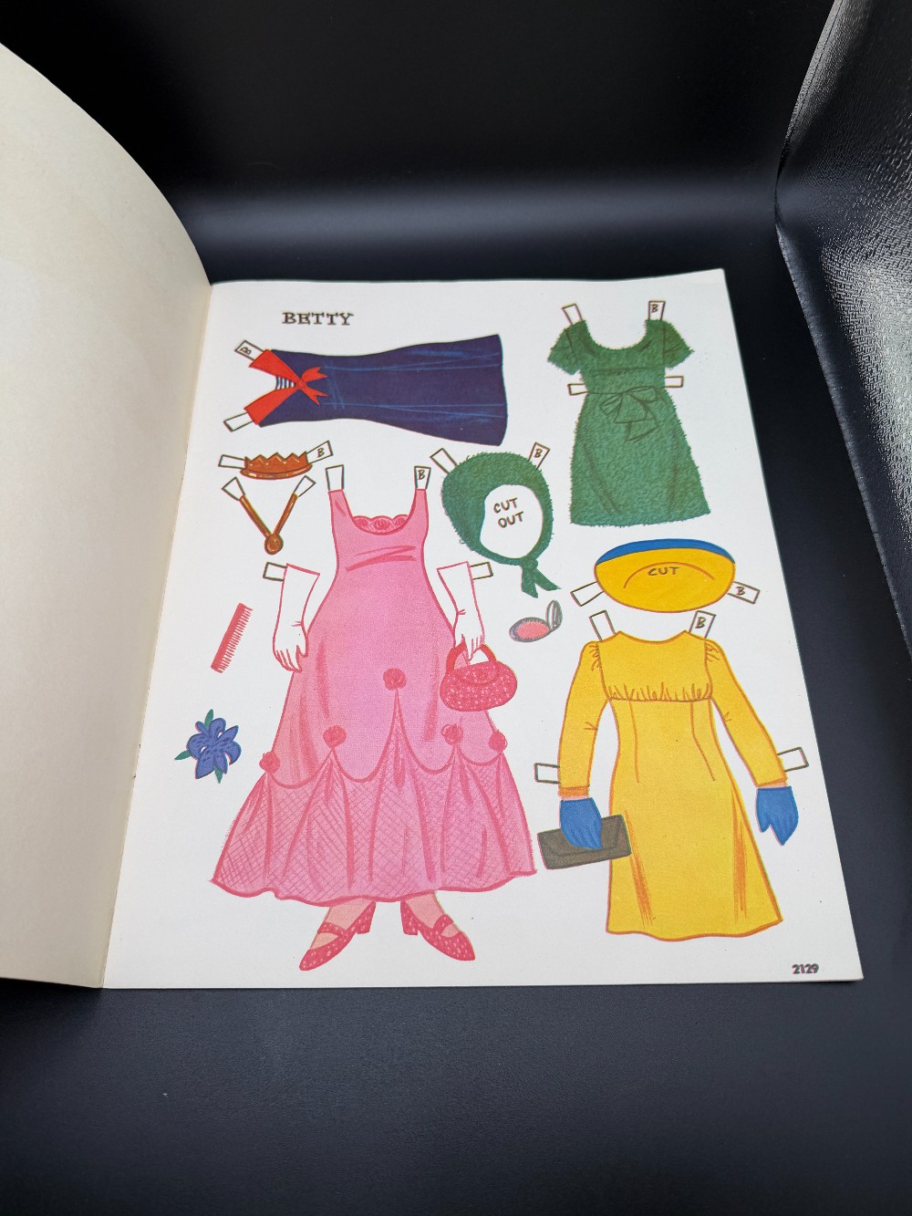 Vintage Paper Dolls - Doll House Cutouts Booklet