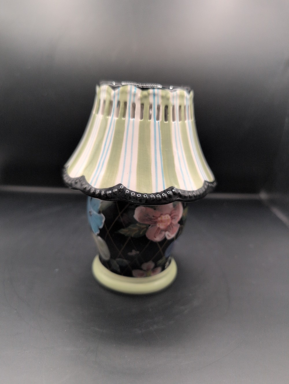 Tracy Porter hand-painted ceramic mini tealight holder as is