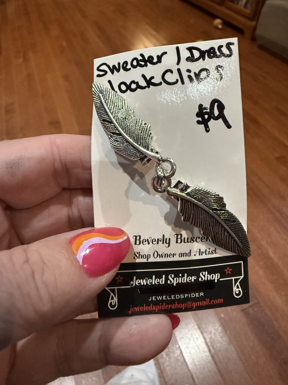 Sweater Clip, Cloak Clip, Dress Clip: Silver Feathers Connected