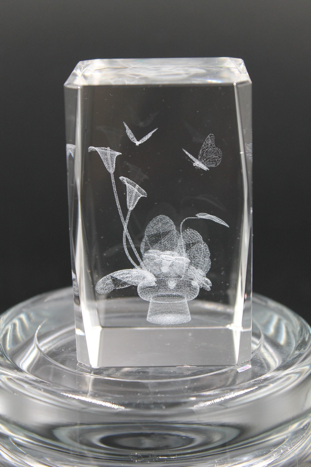 3D laser-etched crystal paperweight, lily/butterfly