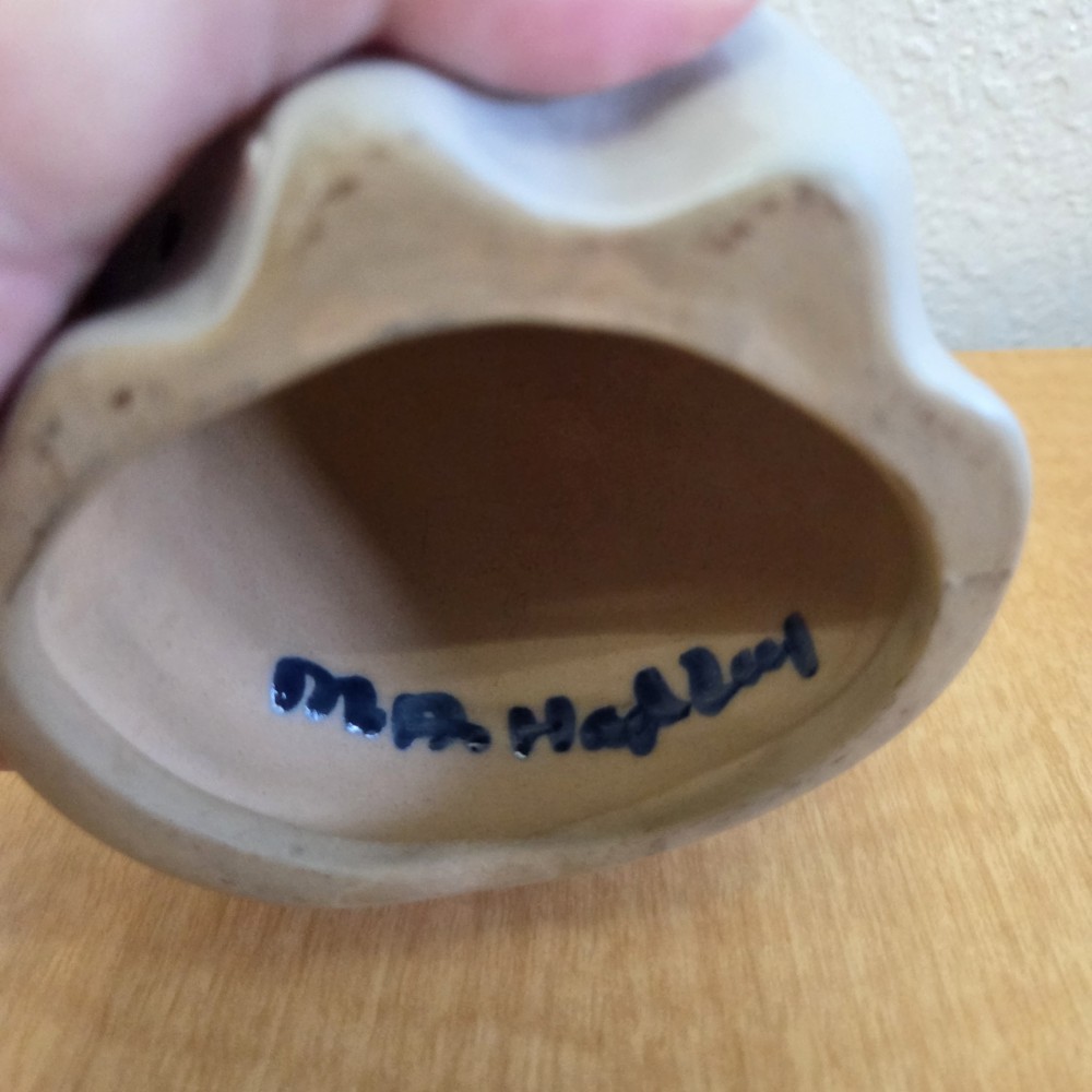 VTG M.A. Hadley Pottery Seated Cat