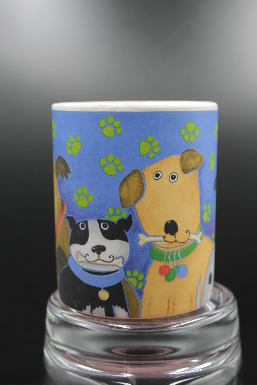 2006 Mug with dogs by Gibson