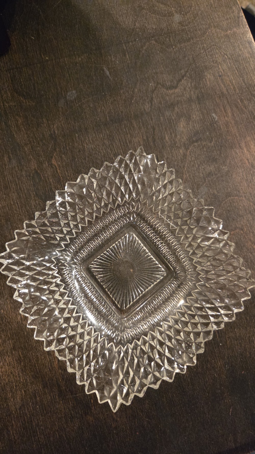 DO-1795 vtg Indiana glass candy dish