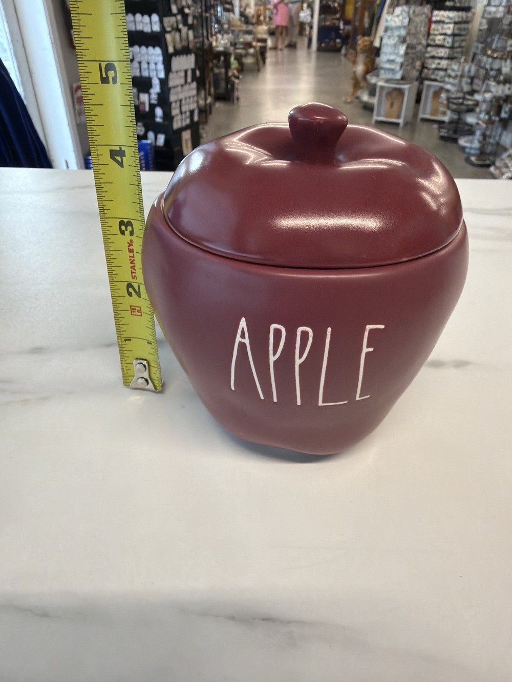 Rae Dunn Apple Shaped Candle