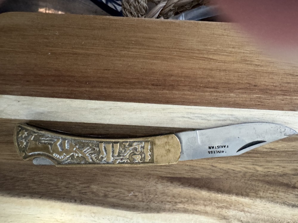 VINTAGE BRASS HANDLE FOLDING POCKET KNIFE, MADE IN PAKISTAN