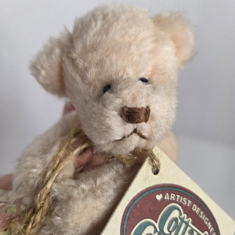 VTG Ganz Mini Cottage Collectibles Cora Beth Pink Bear with Blanket