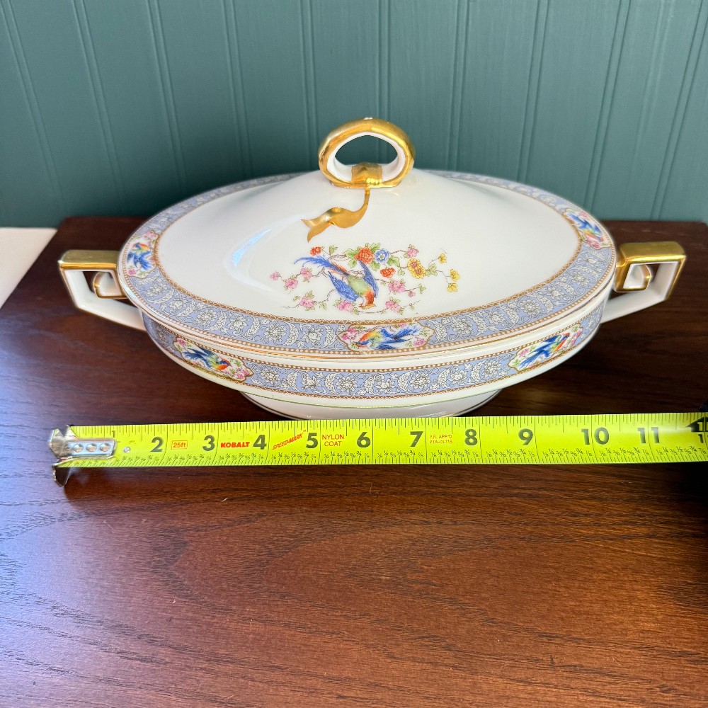PT Bavaria Tirschenreuth Florida Covered Vegetable Dish