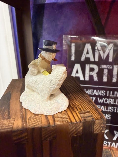 Russ Berrie Miniature Ice Sculpture  Snowman and Bear