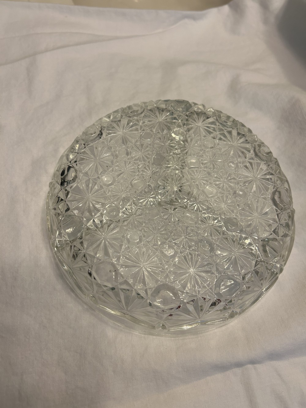 RARE FIND: Vintage Indiana Glass in Daisy & Buttons Pattern - 7 3/8