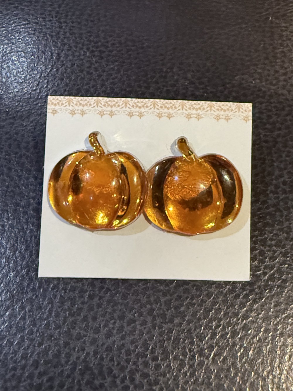 Stud Earrings - Pumpkin