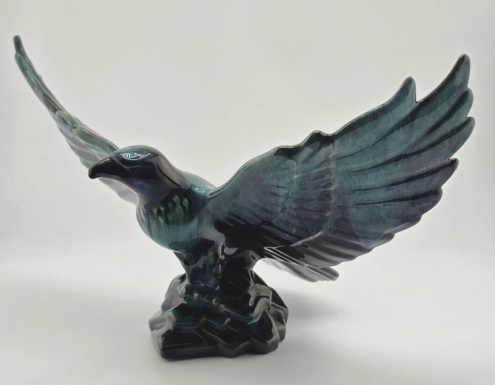 VTG Blue Mountain Pottery Soaring Eagle