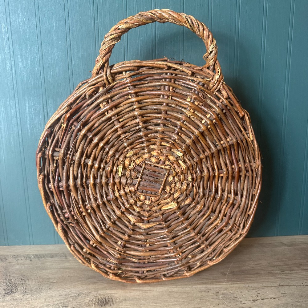 Willow Wall Pocket Basket, Twisted Handle