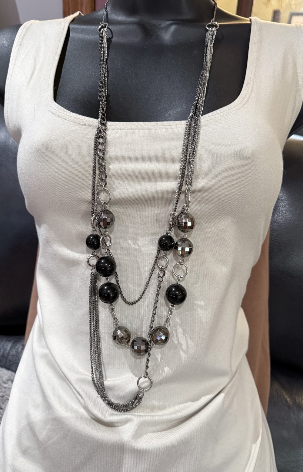 Long Necklace Black & Faceted Grey Beads Chain