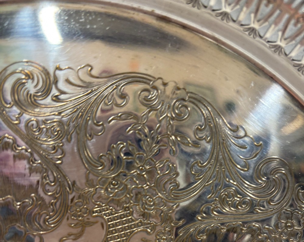 Tray WM Rogers 623 Eagle & Star Marks silverplate serving tray Victorian Rose vintage