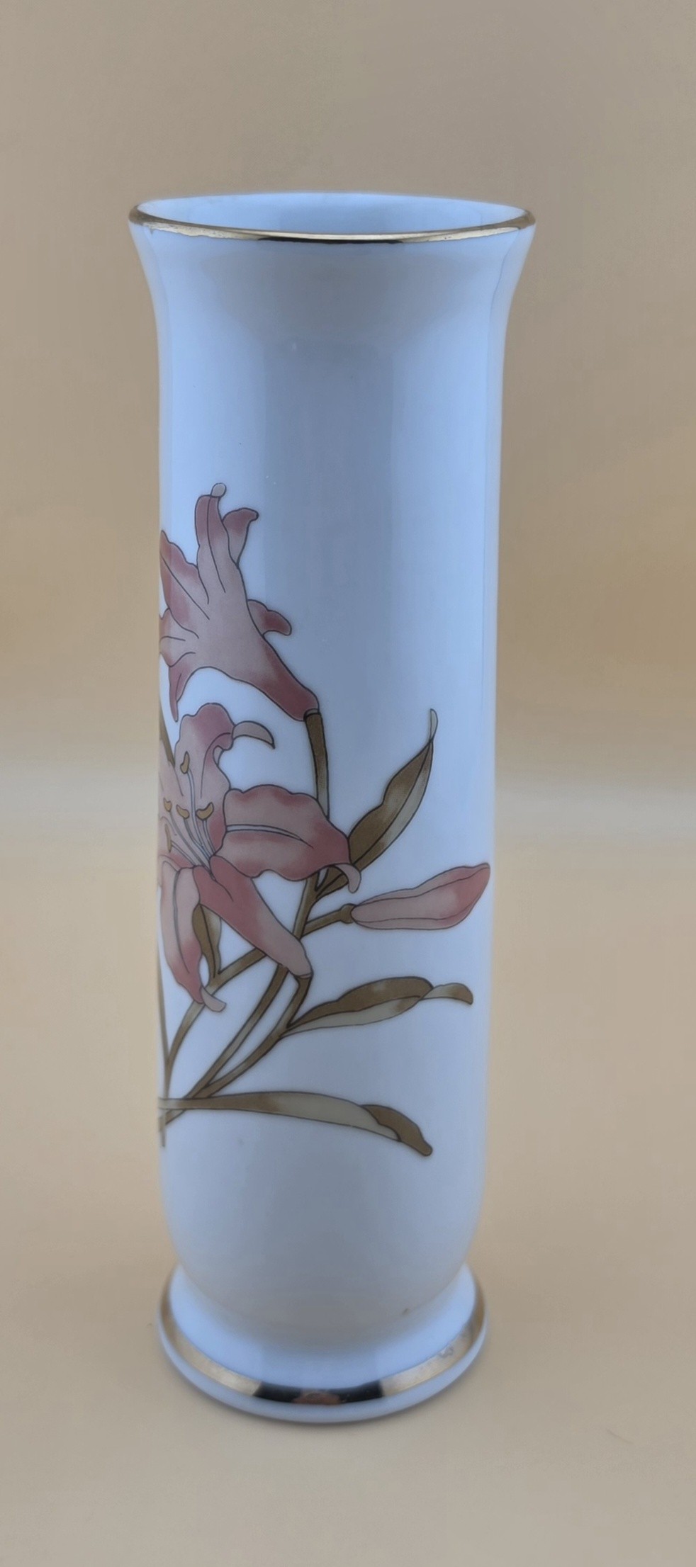 VTG Japanese Bud Vase Butterfly and Lillies