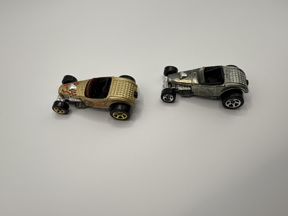 Hot Wheels Vtg Deuce Roadster (2)