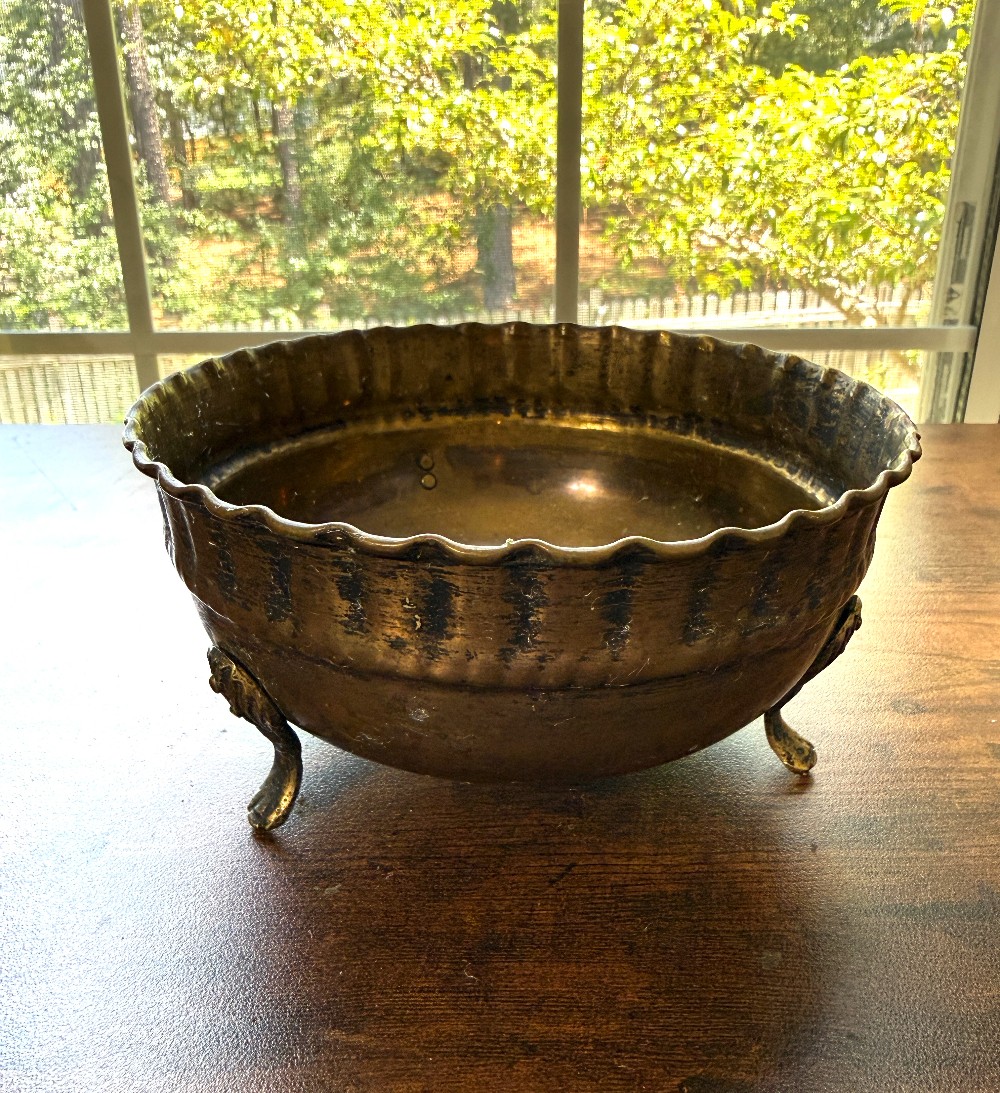 Footed Metal Bowl 6 inch