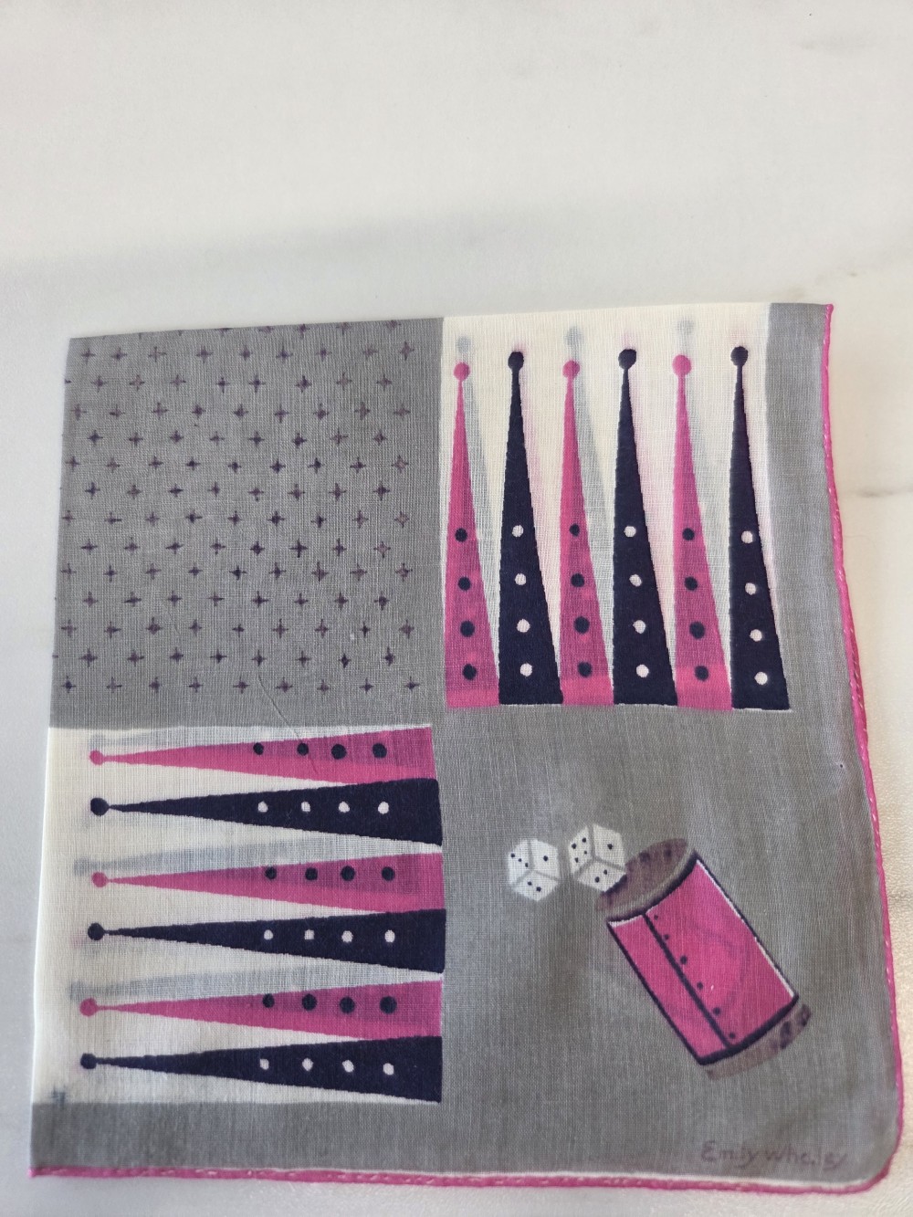 HK-774 retro printed Backgammon hankie
