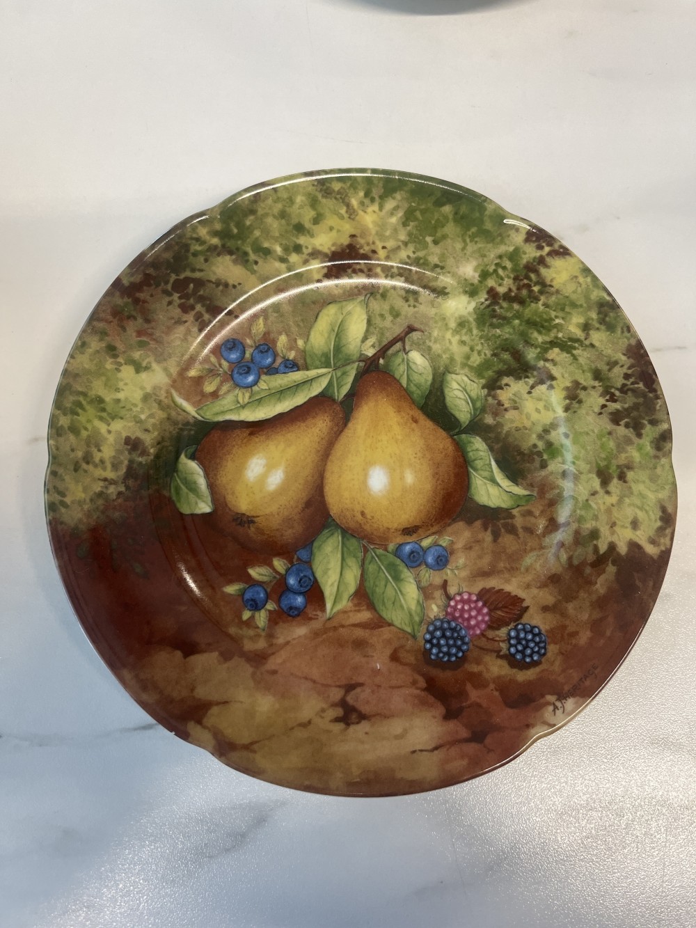 Set 6Limoges dessert plates with fruit