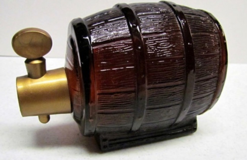 Avon Beer Keg Wild Country After Shave 