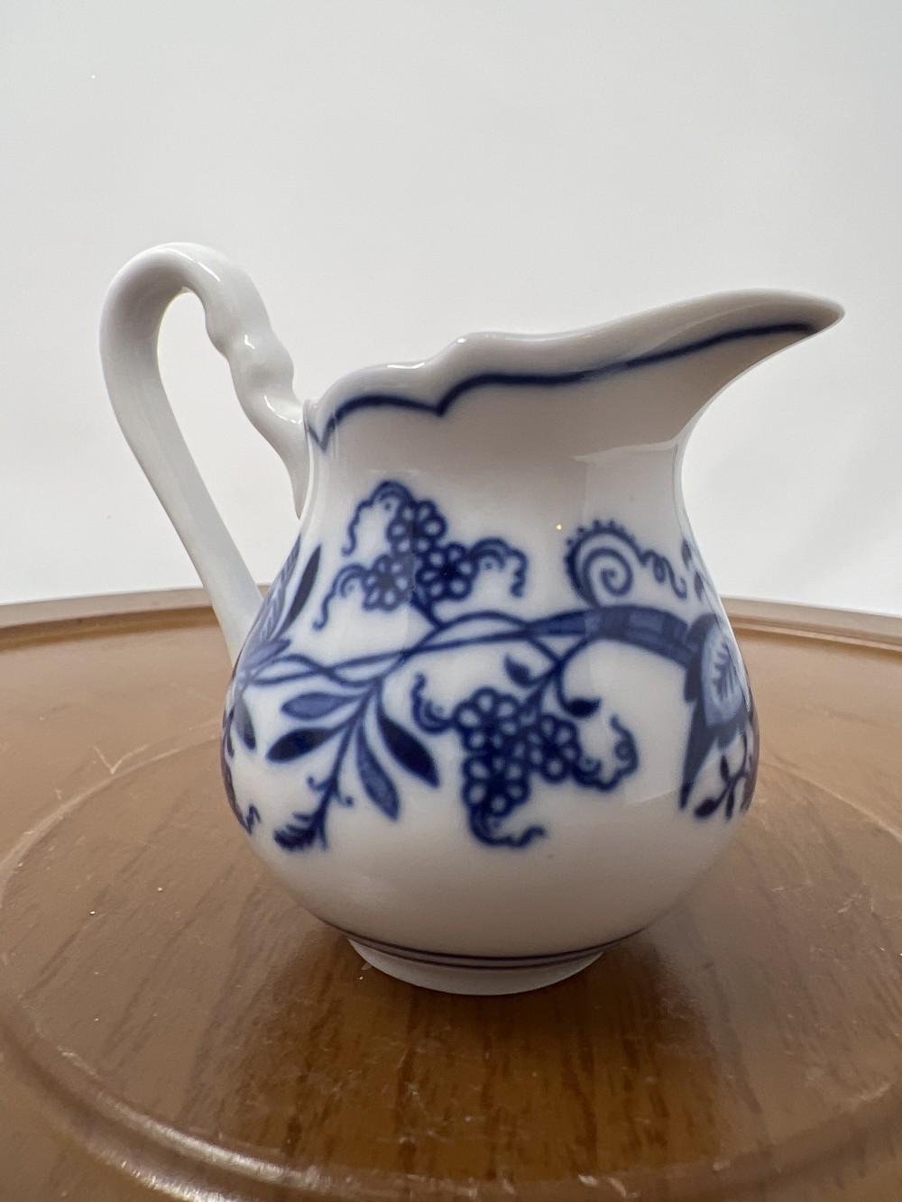 Hutschenreuther Blue Onion Creamer