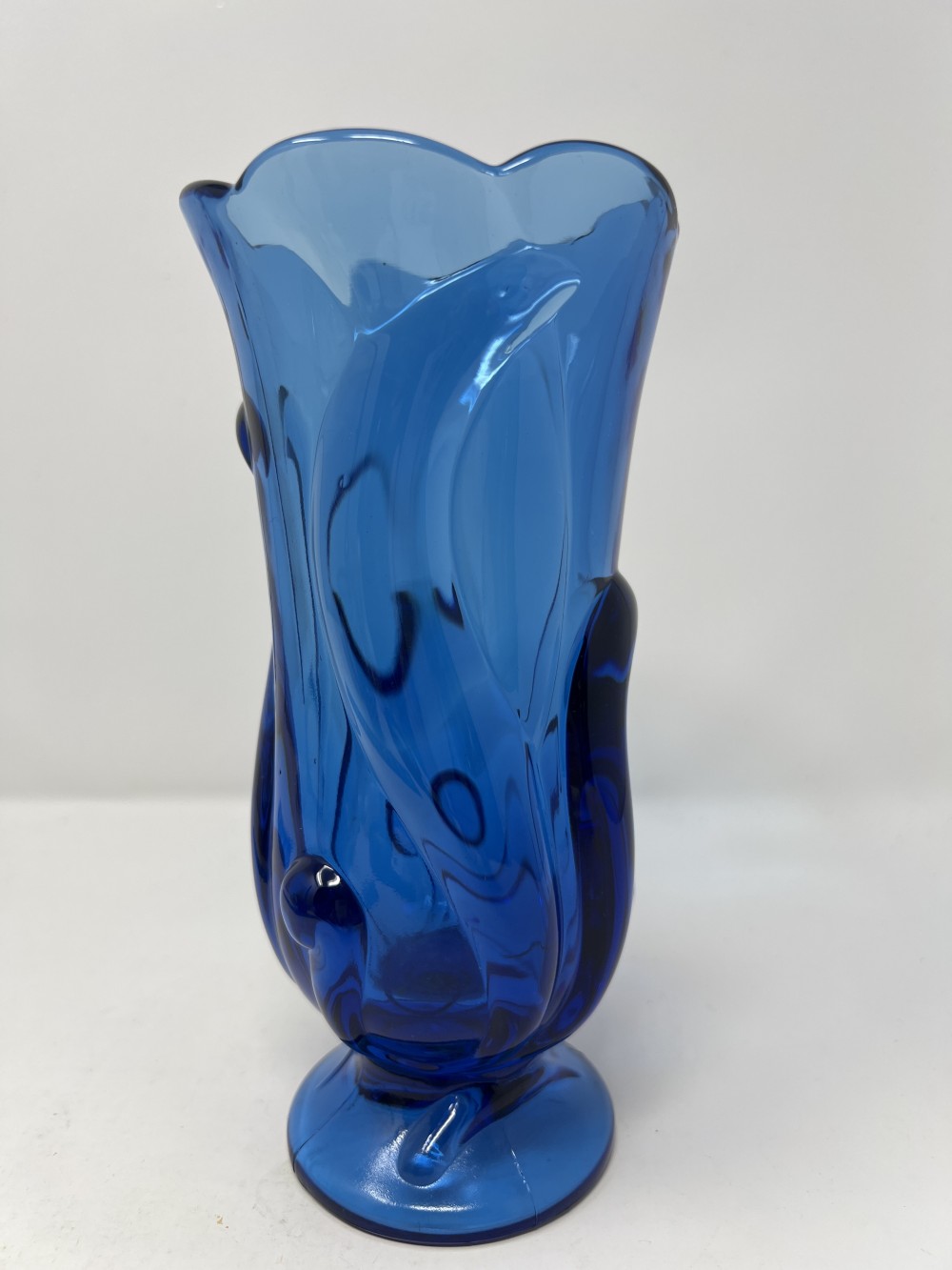 Vtg Fenton Cobalt Blue Vase
