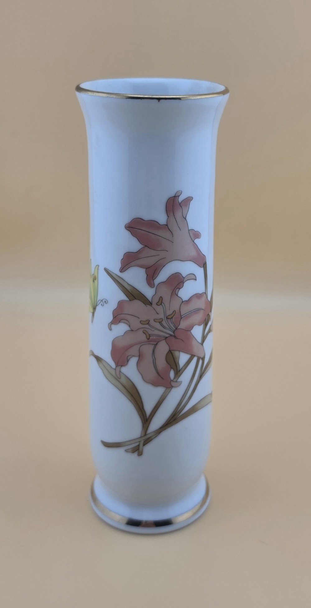 VTG Japanese Bud Vase Butterfly and Lillies