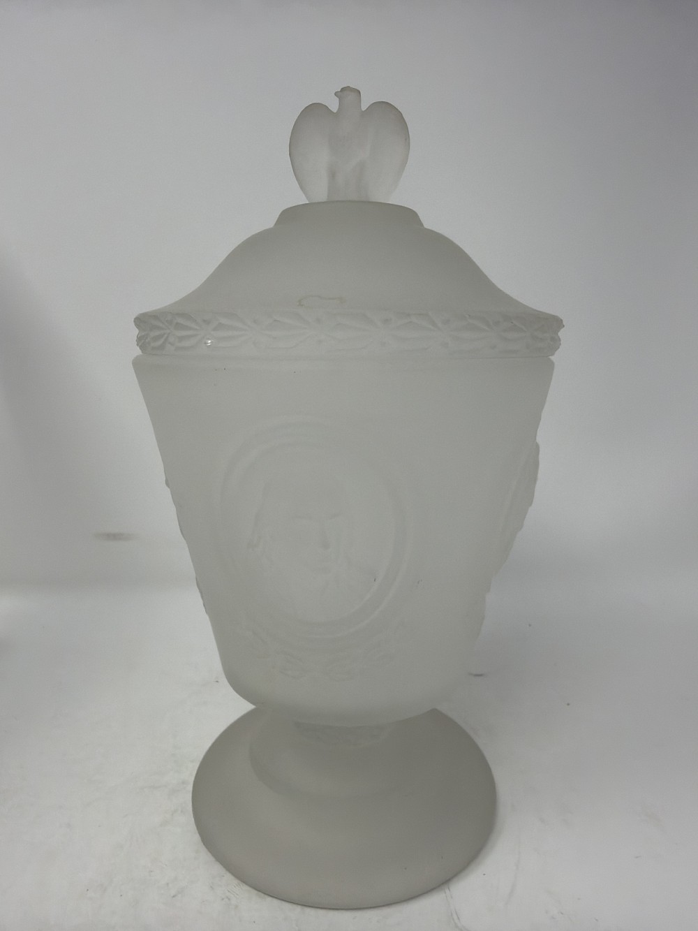 Vtg Fenton Bicentennial Apothecary