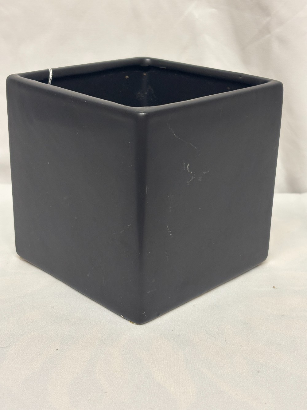 Planter matt black square ceramic