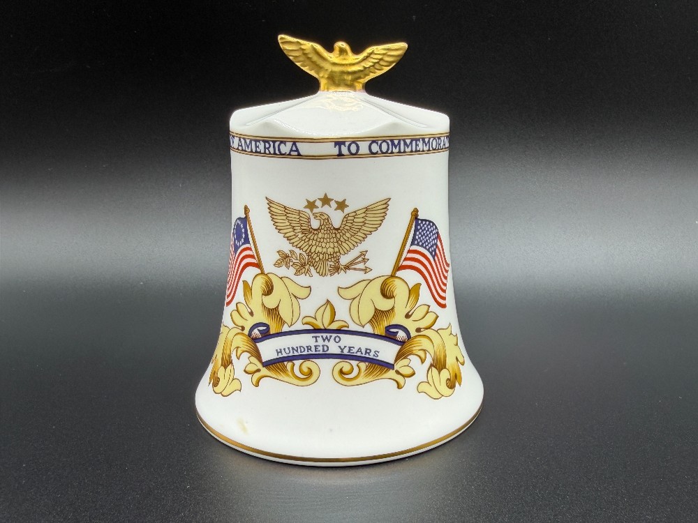 Vintage 1976 Aynsley England Bone China US Bicentennial Bell - George Washington
