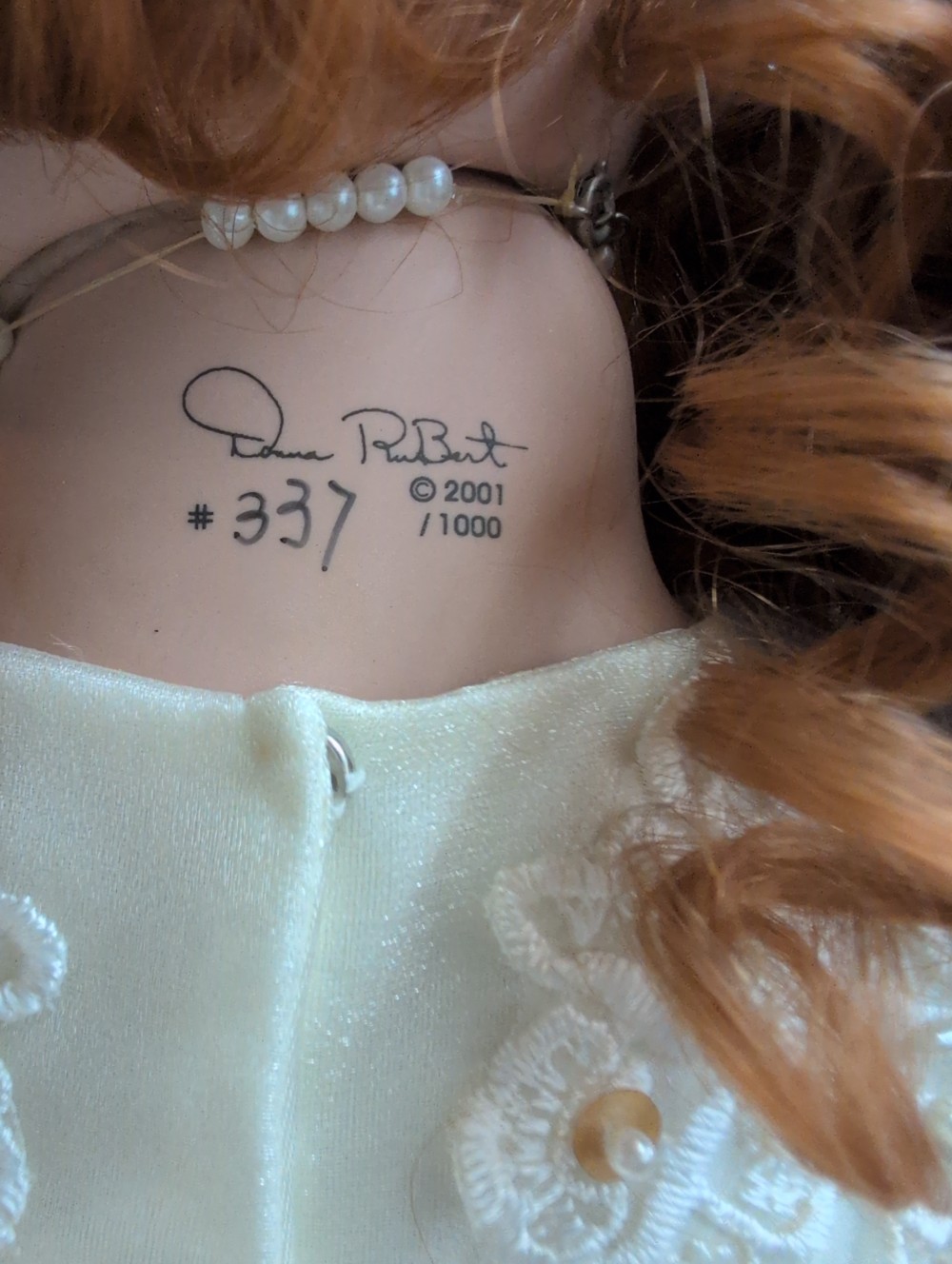Rare 2001 doll lmtd ed 337/1000
