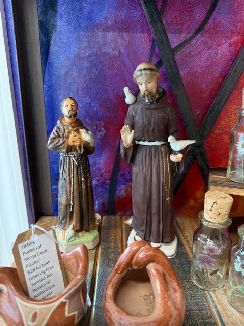 St. Francis of Assisi Porcelain Figurine Doves Vintage Statue