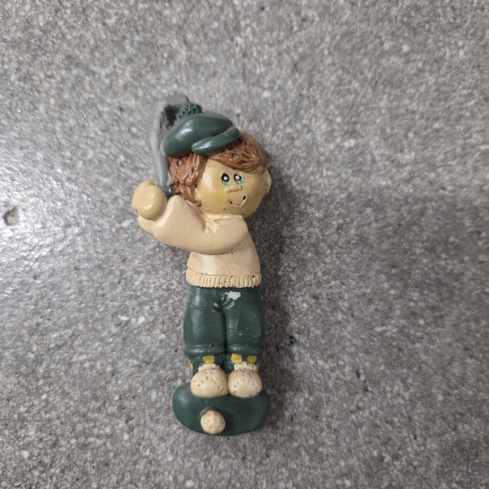 Vintage Golfer Magnet