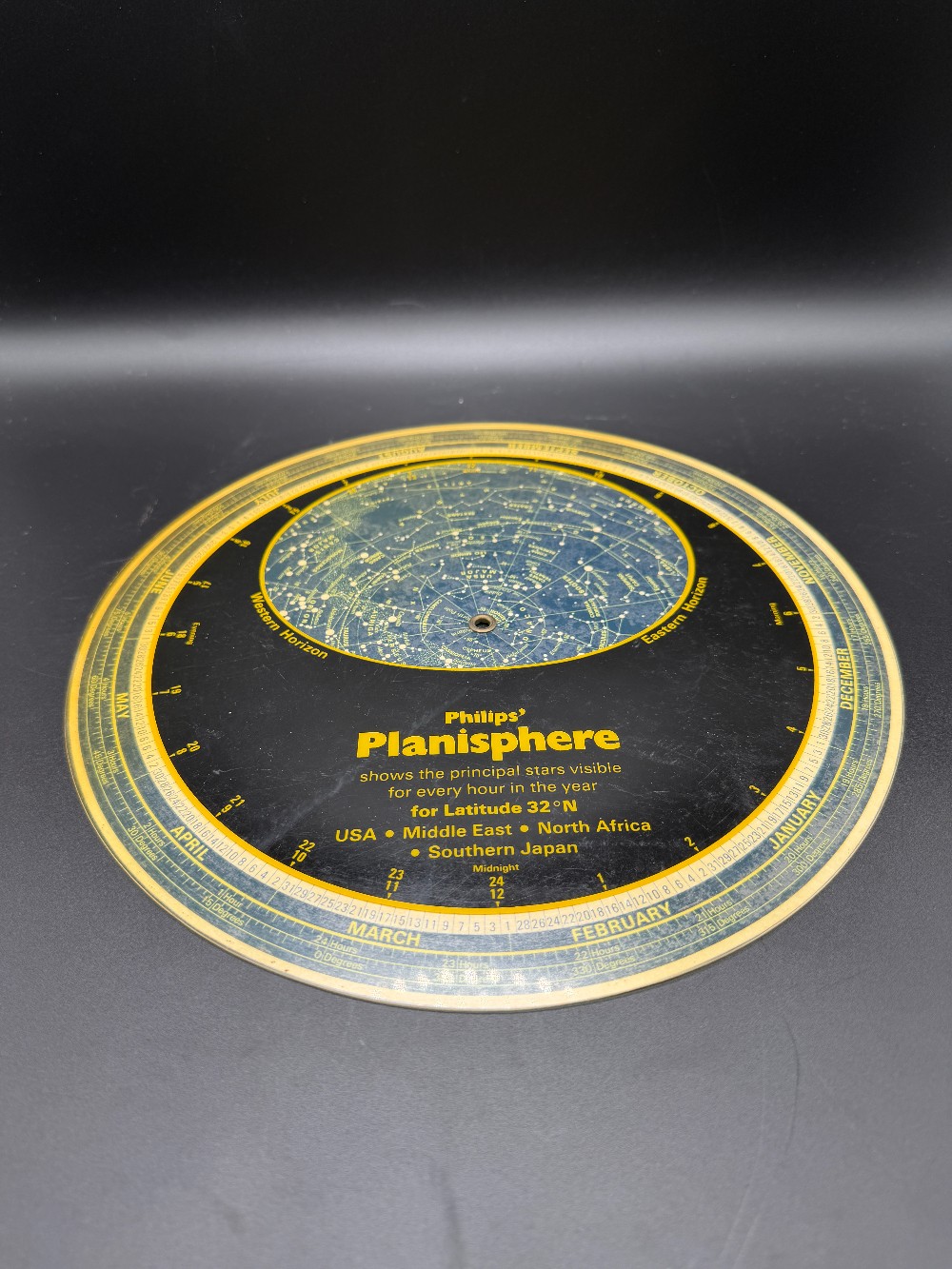 1982 Philips' Planisphere Star Chart Wheel with Original Sleeve | Latitude 32°N