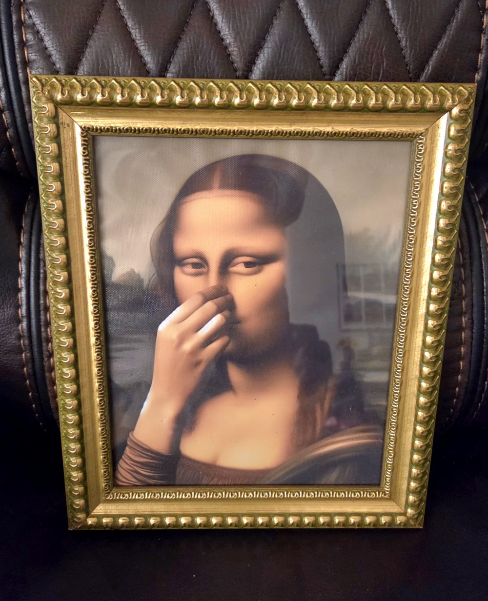 Smelly Mona Lisa in VTG Frame