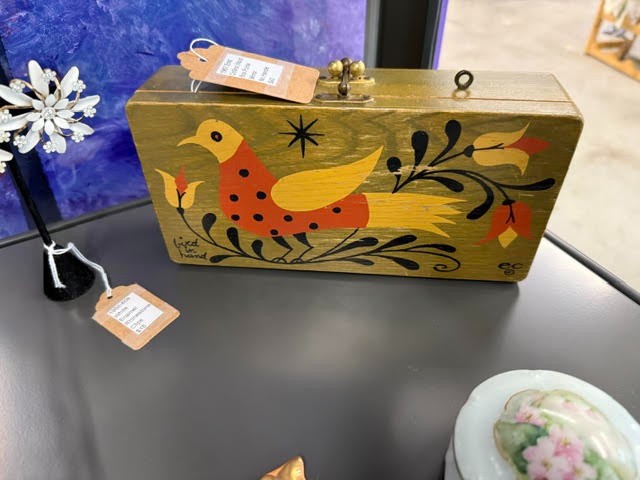 1967 Enid Collins Wood Purse with Mirror No Handle