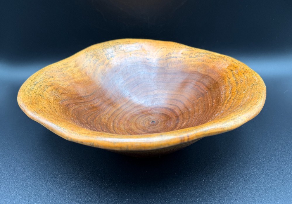 Signed Lindsay Frost Walnut Studio Art Bowl #651 – Spalted Live Edge Turning