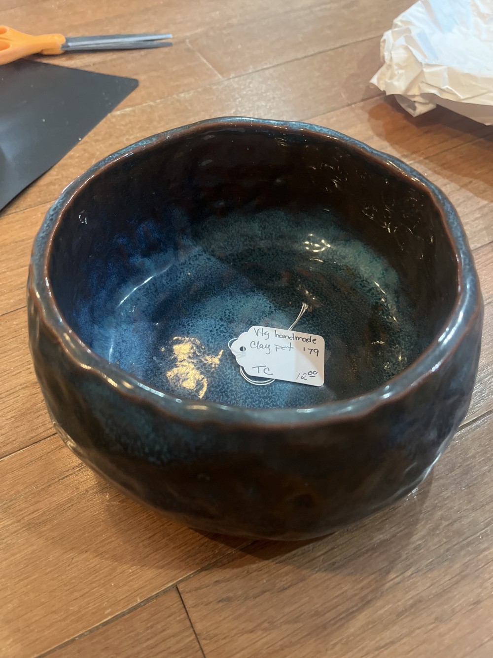 Vtg (‘79) handmade clay pot