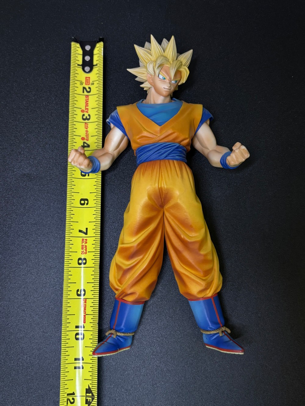 Dragon Ball Z Grandista Resolution of Soldiers Super Saiyan Goku 11 Inch Figure