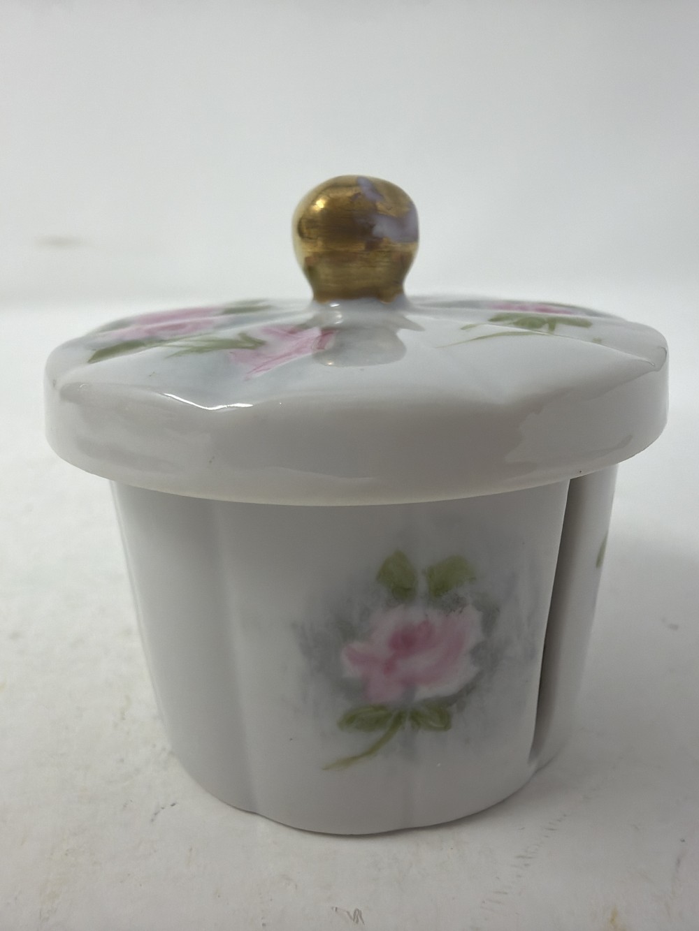 Vtg Porcelain Box
