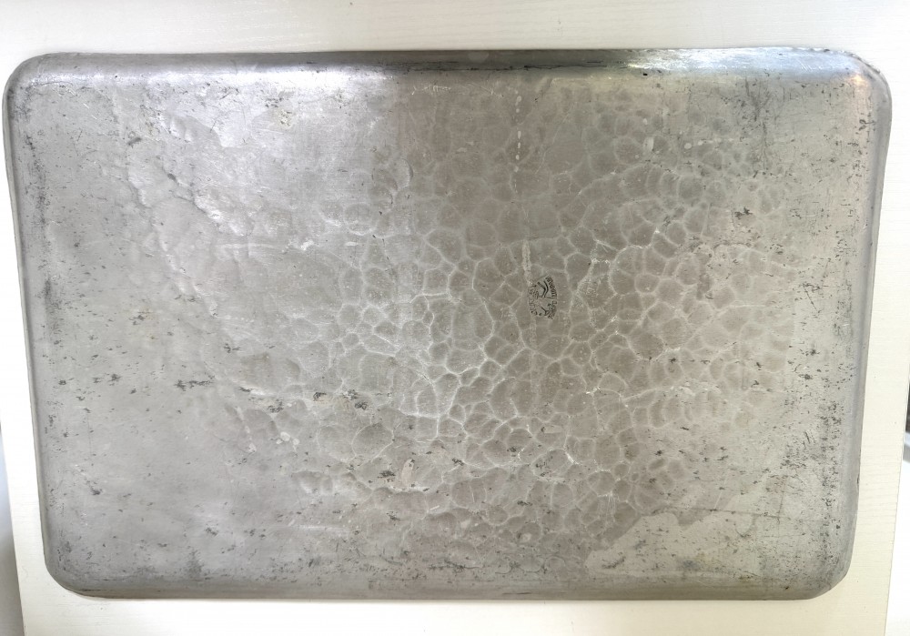 Everlast forged aluminum serving tray