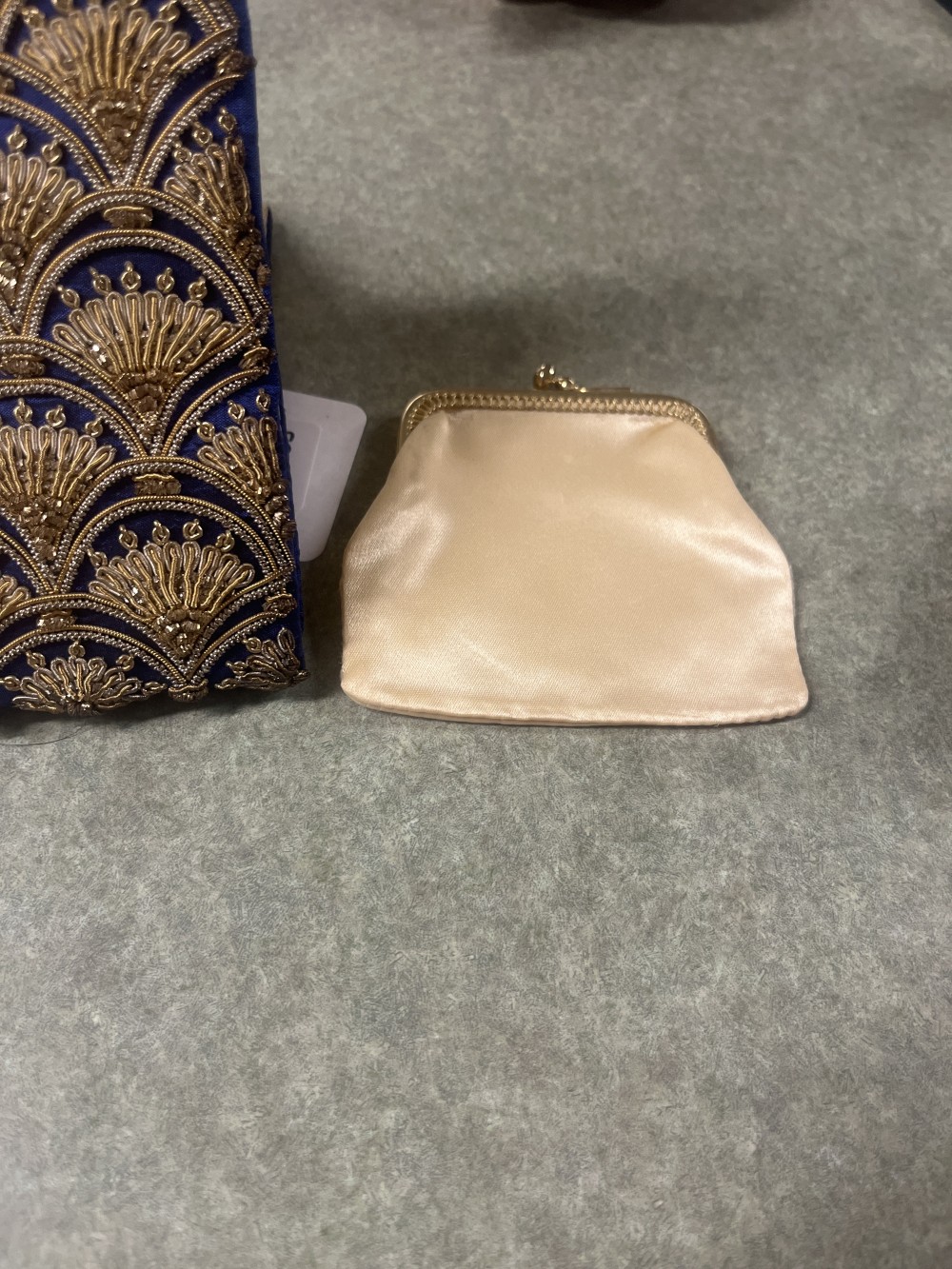 Vtg Zardozi-style blue silk evening bag