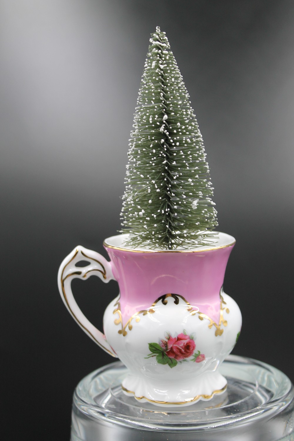 Decorative demitasse cup/removable tree